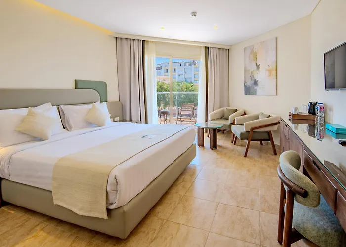 Üdülőközpont Sunrise Solara Aqua Park 4*